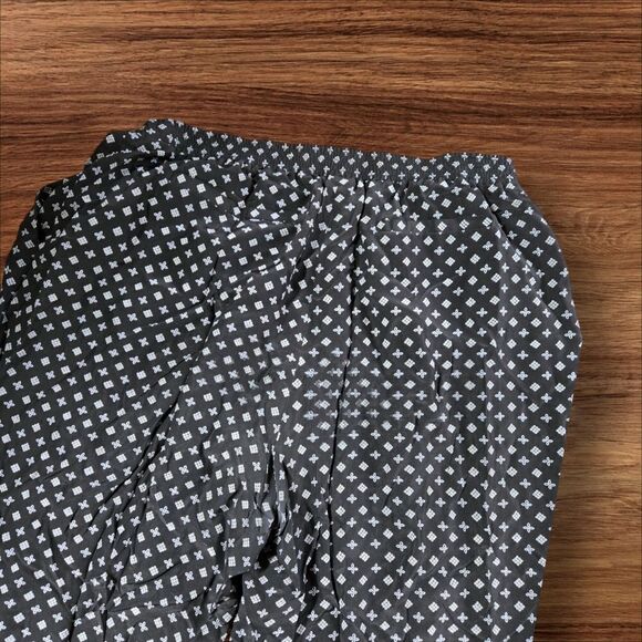 Club Monaco Soft and Silky Black and White Pull on Pants - Picture 4 of 7